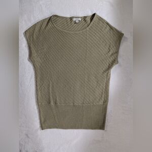 Sweater Top, Sleeveless, Soft, Size Small, Olive Color